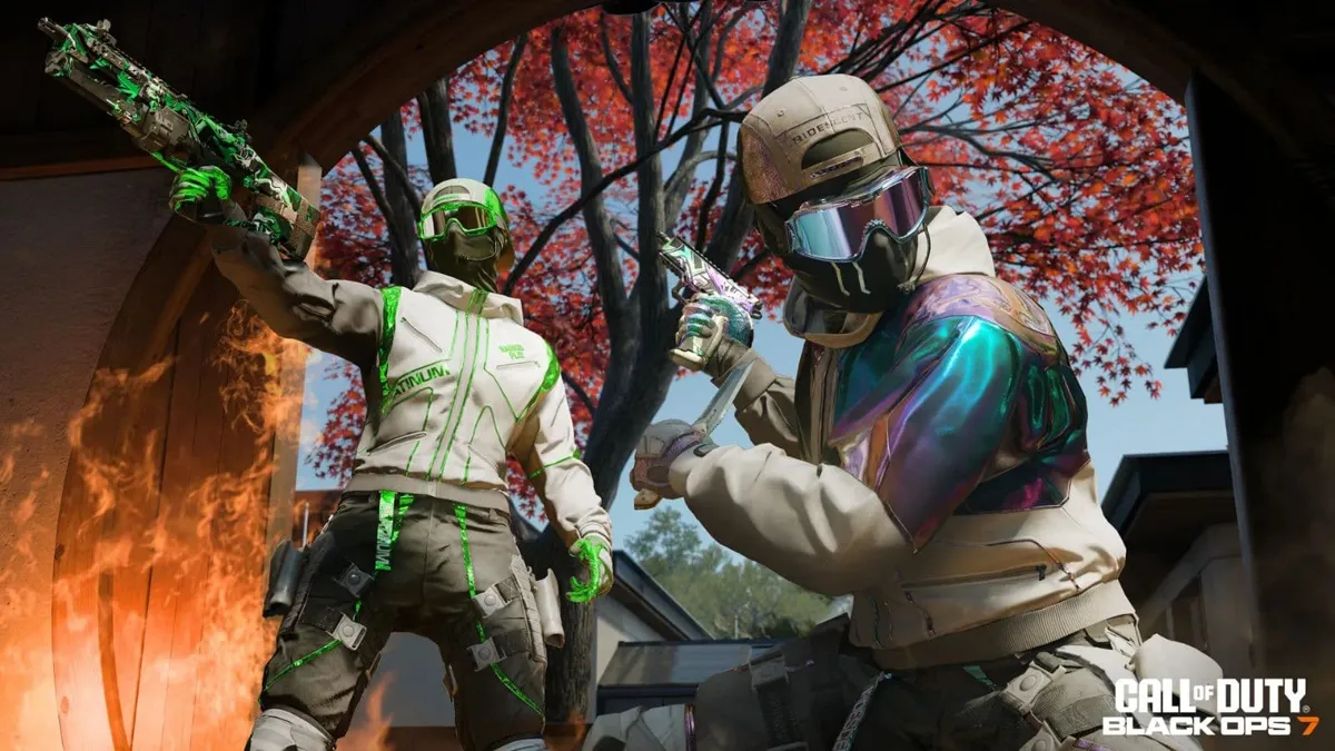 Två figurer från Black Ops 7 med vapen och färgglada kläder.